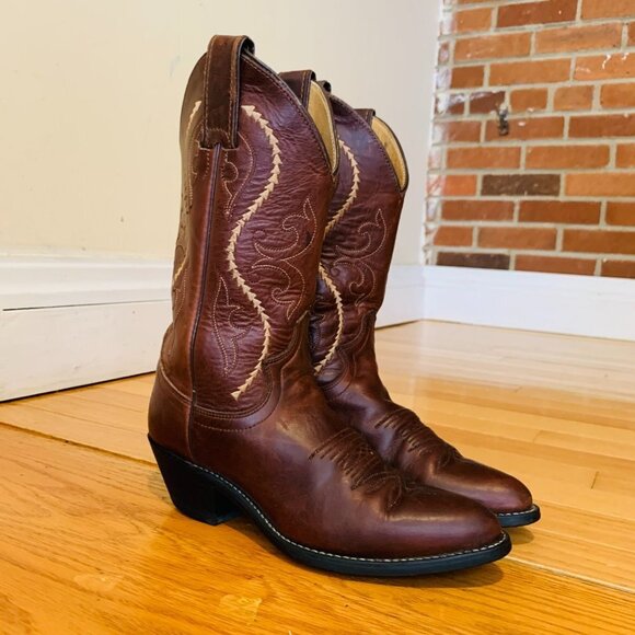 Justin Boots Shoes - Vintage Justin Cowboy Boots Size 6 B Leather USA Made Western Rich Brown